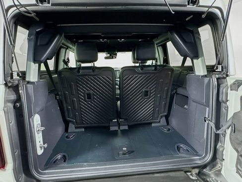 Used 2021 Ford Bronco Black Diamond image 29