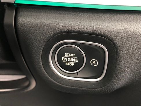 Certified 2022 Mercedes-Benz GLE 350 4MATIC w/ AMG Line Exterior image 25