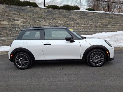 Used 2025 MINI Cooper S image 7