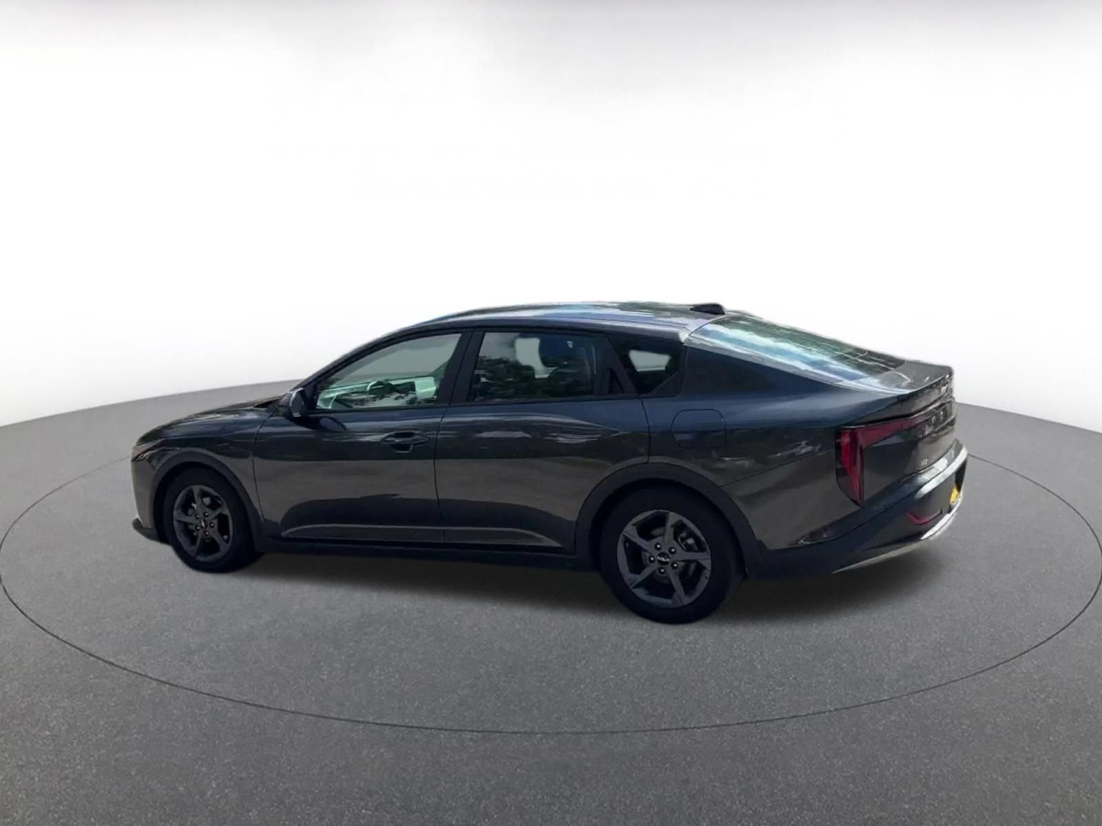 Used 2025 Kia K4 FWD image 9