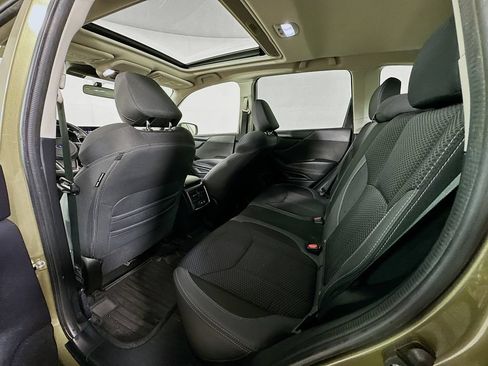 Used 2022 Subaru Forester Premium AWD/4WD image 4