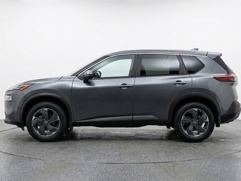 Used 2025 Nissan Rogue SV AWD/4WD image 5