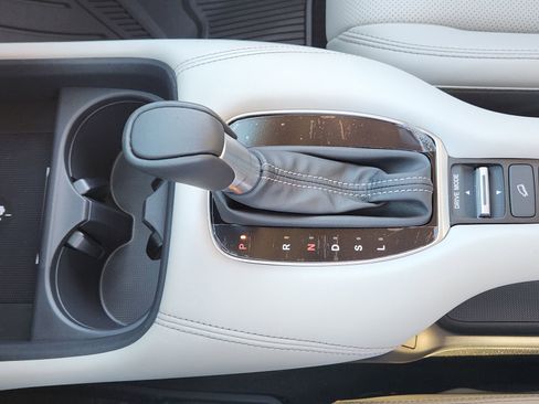 New 2026 Honda HR-V EX-L image 18