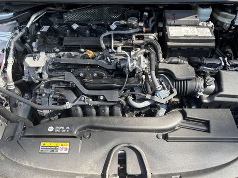 Used 2025 Toyota Corolla LE FWD image 30