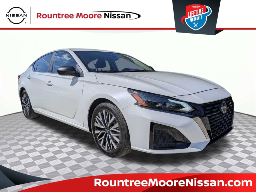 Used 2026 Nissan Altima 2.5 SV FWD image 1