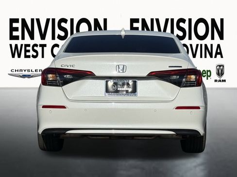 Used 2024 Honda Civic Touring image 9