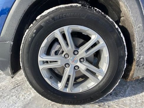 Certified 2023 GMC Terrain SLE w/ Driver Convenience Package image 21