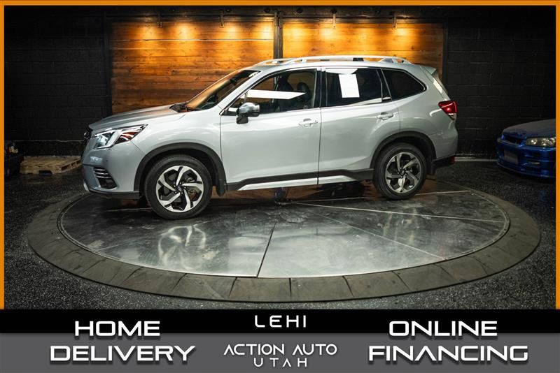 Used 2023 Subaru Forester Touring AWD/4WD image 1