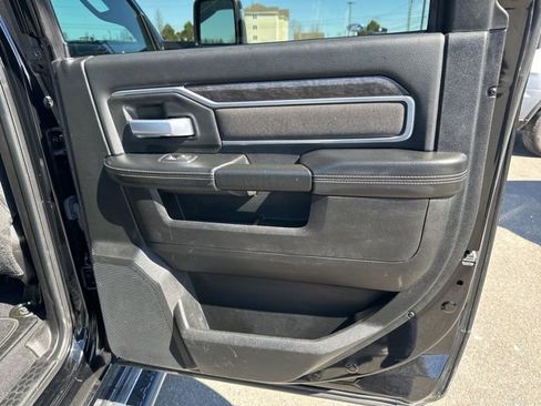 Used 2024 RAM 2500 Big Horn AWD/4WD image 13