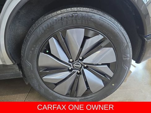 Used 2023 Nissan Ariya AWD image 34