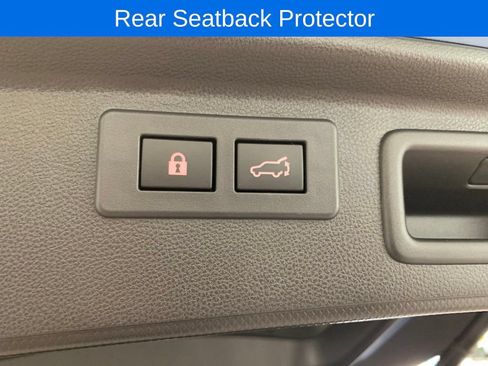 Used 2020 Subaru Forester Limited w/ Popular Package #3 AWD/4WD image 18