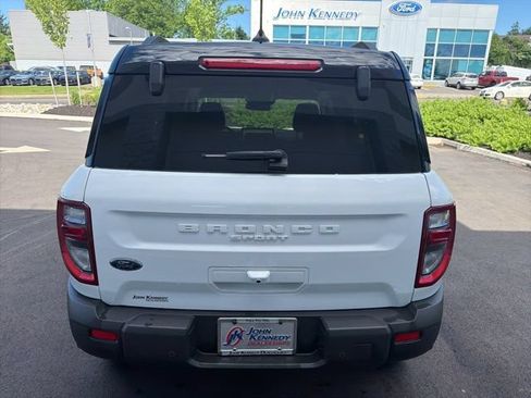Certified 2025 Ford Bronco Sport Outer Banks w/ Outer Banks Tech Package+ AWD/4WD image 5