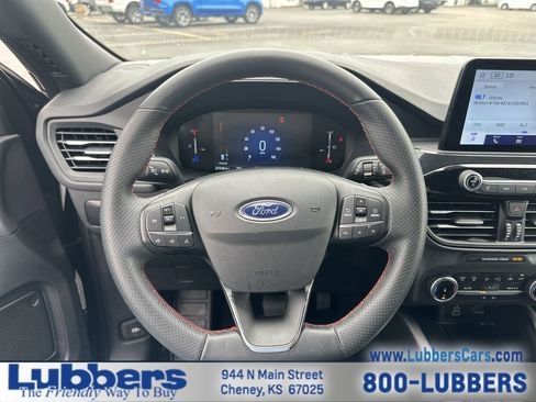 Used 2025 Ford Escape ST-Line AWD/4WD image 13