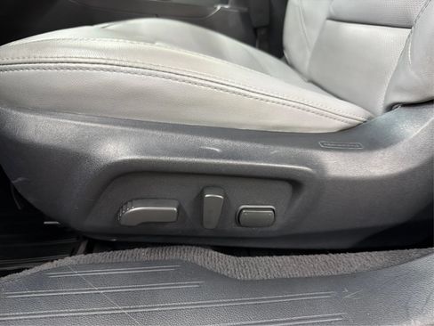 Used 2019 Subaru Outback 2.5i Limited AWD/4WD image 35