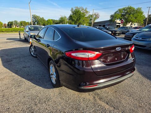 Used 2013 Ford Fusion SE FWD image 5