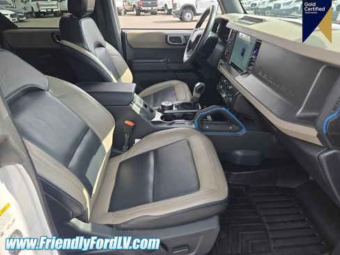 Certified 2024 Ford Bronco Wildtrak AWD/4WD image 18