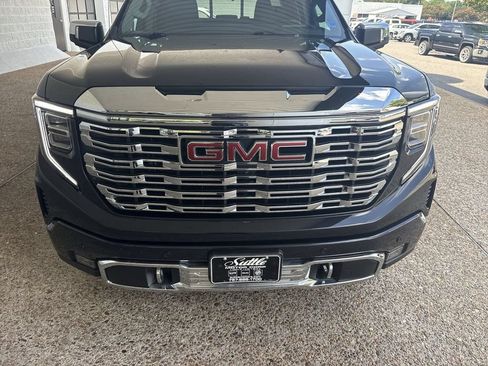 Certified 2025 GMC Sierra 1500 Denali AWD/4WD image 32