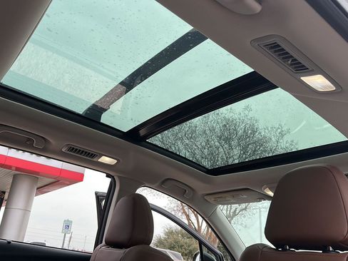 Used 2025 Subaru Ascent Touring image 22