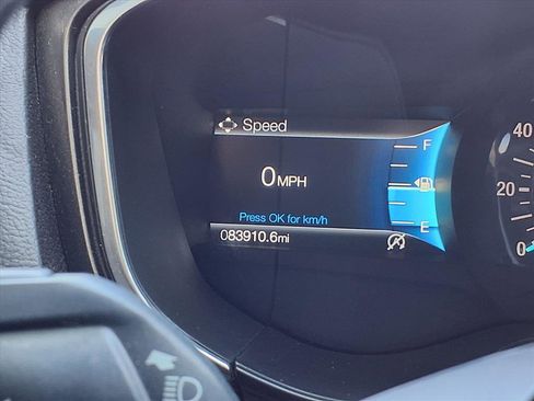 Used 2020 Ford Fusion SE image 15