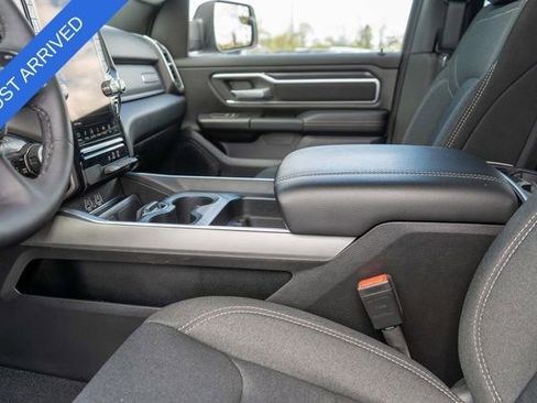 Used 2025 RAM 1500 Big Horn AWD/4WD image 19
