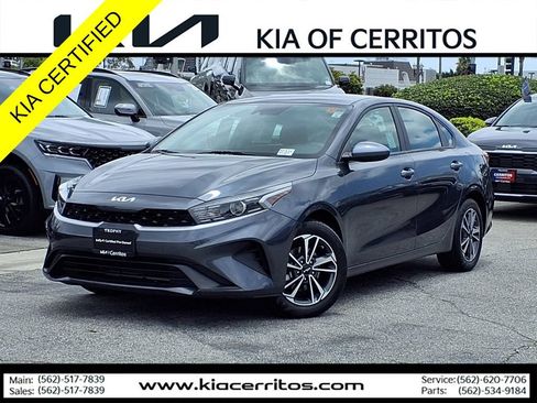 Certified 2023 Kia Forte LXS FWD image 1