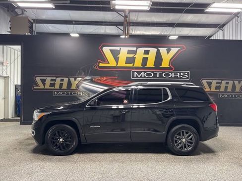 Used 2018 GMC Acadia SLT FWD image 3