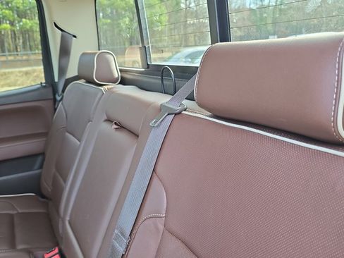 Used 2014 Chevrolet Silverado 1500 High Country w/ High Country Premium Package image 18