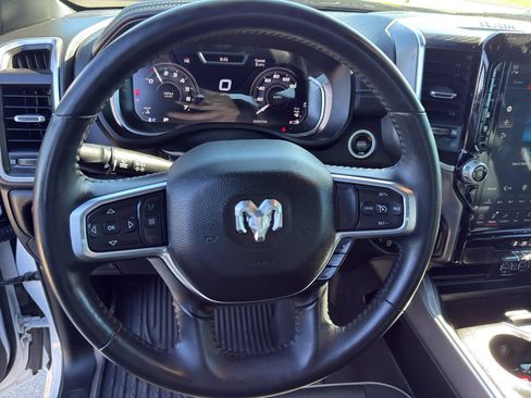 Used 2023 RAM 1500 Laramie AWD/4WD image 16