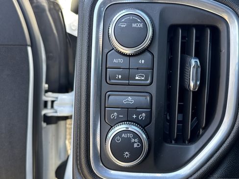 Used 2021 GMC Sierra 1500 SLE image 18