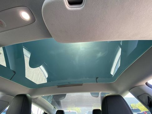 Used 2025 Tesla Model 3 Long Range RWD image 13