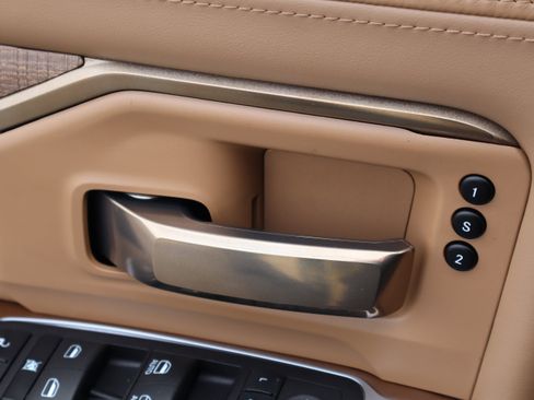 Used 2024 RAM 2500 Limited w/ Safety Group image 36