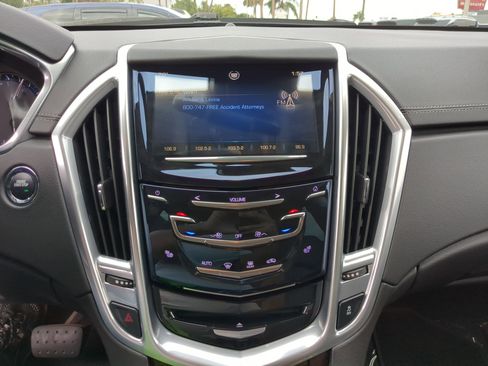 Used 2013 Cadillac SRX Luxury w/ Driver Awareness Package image 20