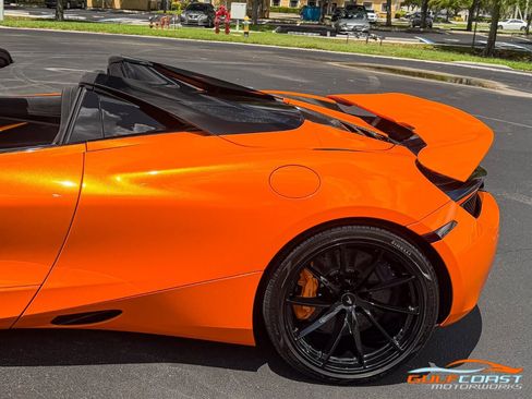 Used 2022 McLaren 720S Performance RWD image 40