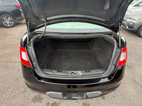 Used 2012 Ford Taurus SEL FWD image 9