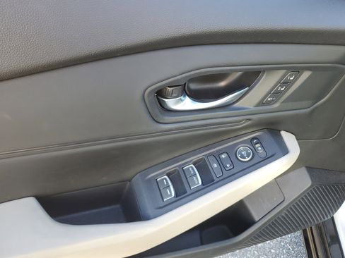 Used 2023 Honda Accord EX-L image 22