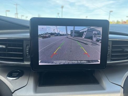 Used 2023 Ford Explorer XLT w/ Equipment Group 202A image 24