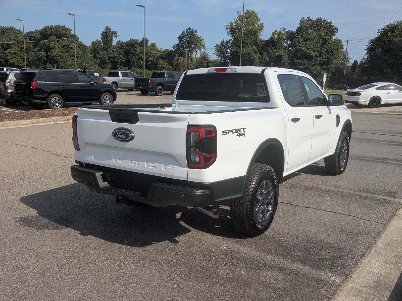 New 2026 Ford Ranger XLT w/ Trailer Tow Package AWD/4WD image 3