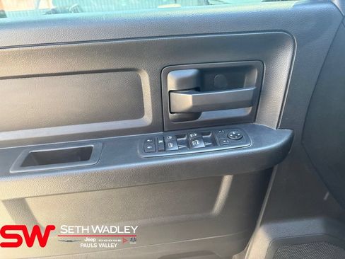 Used 2019 RAM 1500 Tradesman w/ Chrome Plus Package AWD/4WD image 9