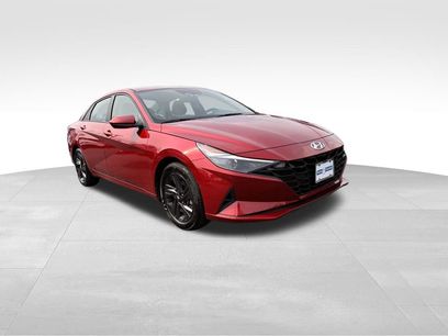 Used 2023 Hyundai Elantra SEL