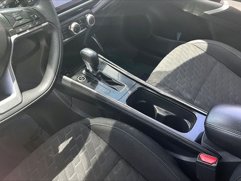Used 2023 Nissan Kicks SV FWD image 17