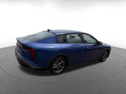 Used 2025 Kia K4 LXS FWD image 15