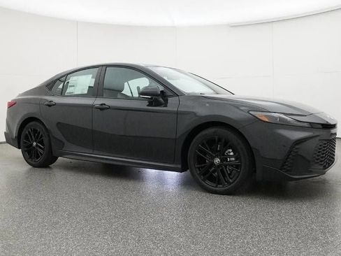 New 2026 Toyota Camry SE image 28