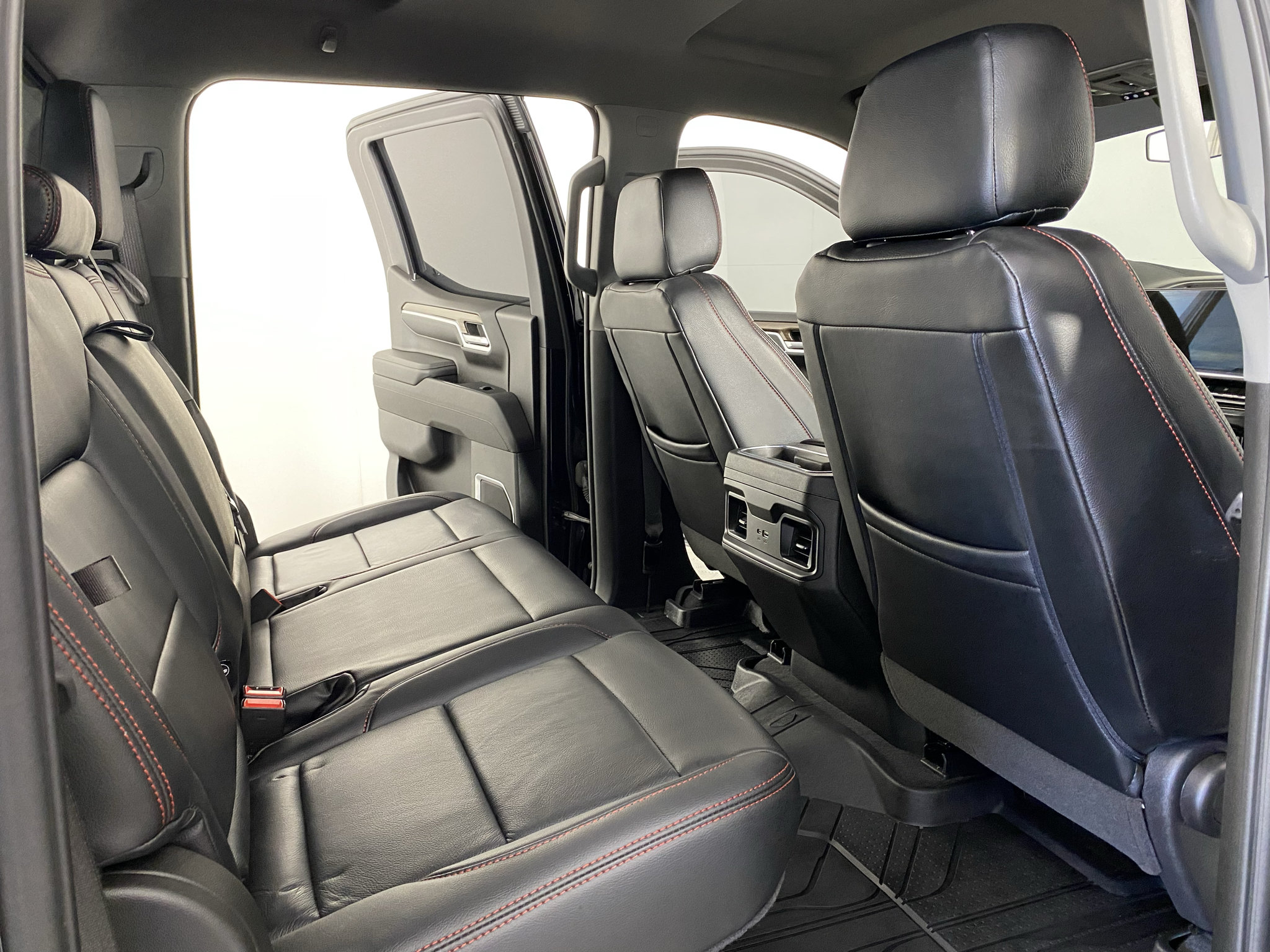 Used 2024 Chevrolet Silverado 1500 RST w/ True North Edition Plus AWD/4WD image 31