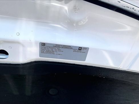 Used 2022 Chevrolet Equinox LT image 33