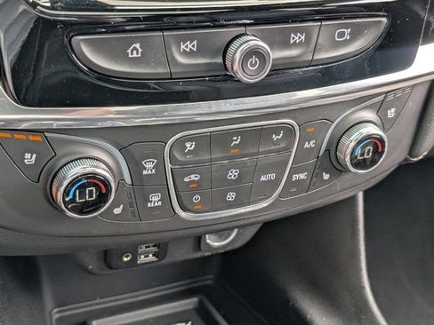 Used 2023 Chevrolet Traverse Premier w/ Redline Edition FWD image 28