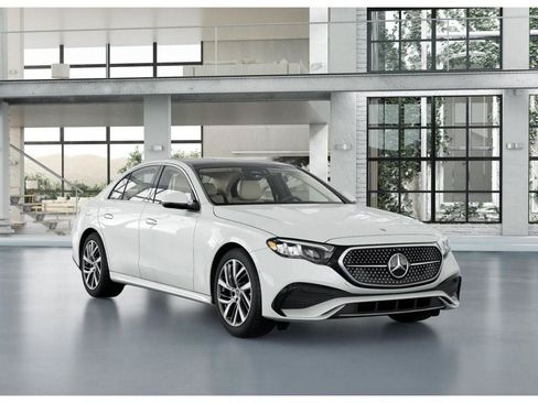 New 2026 Mercedes-Benz E 350 4MATIC Sedan image 10