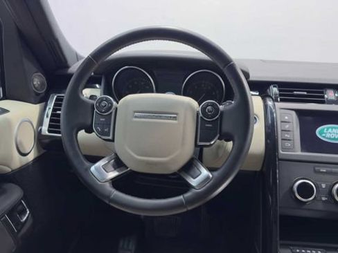Used 2017 Land Rover Discovery SE AWD/4WD image 20