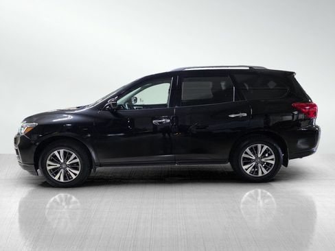 Used 2019 Nissan Pathfinder S FWD image 4