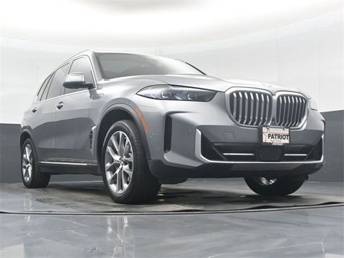 Used 2025 BMW X5 xDrive40i image 41