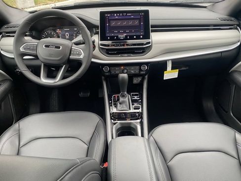 New 2026 Jeep Compass Limited image 33